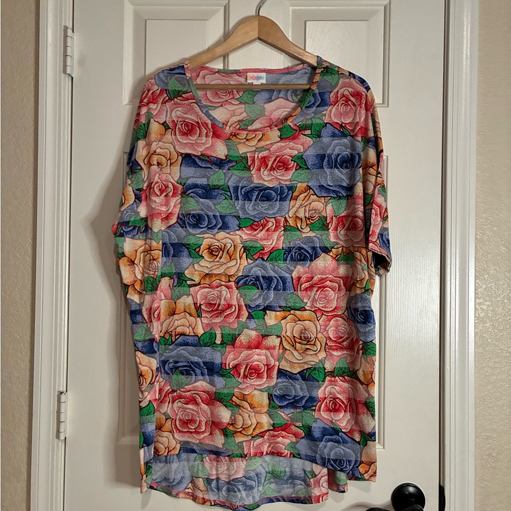 LuLaRoe Colorful Rose Pattern Tunic